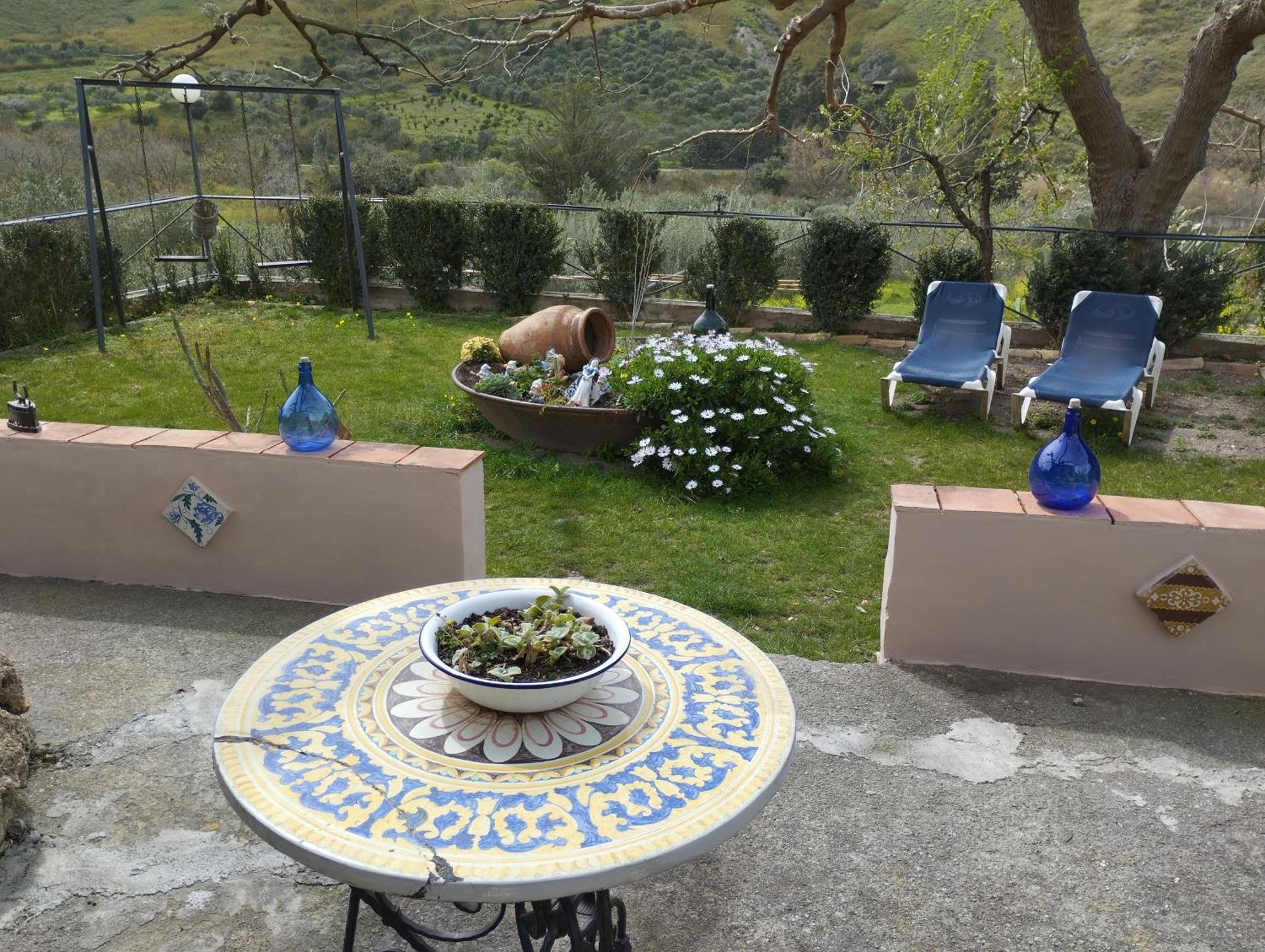 Casa Vacanze Fondaco Di Scillato Scillato  Exterior photo